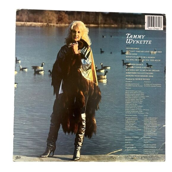 VINTAGE TAMMY WYNETTE - SOFT TOUCH 1982 EPIC RECORDS COUNTY VINYL RECORD LP 12” - Picture 3 of 8